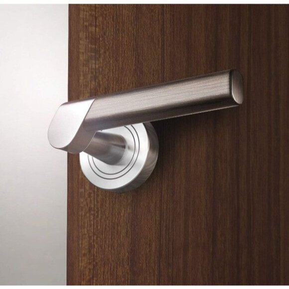 Walnut Contact Paper Matte Brown Wood Roll and Peel Waterproof 118 x 24 - Picture 4 of 4